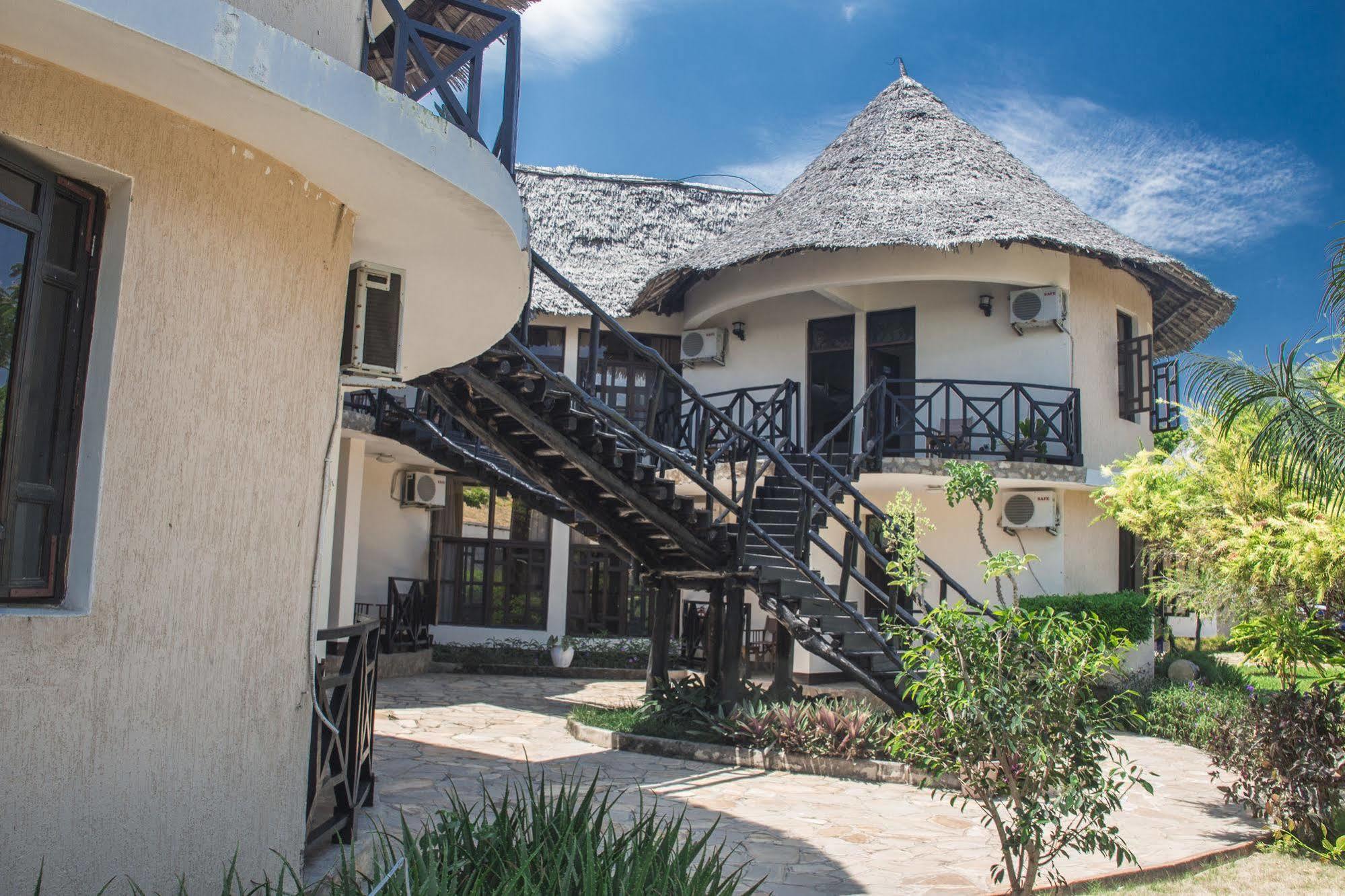 Millennium Sea Breeze Resort Bagamoyo Ngoại thất bức ảnh