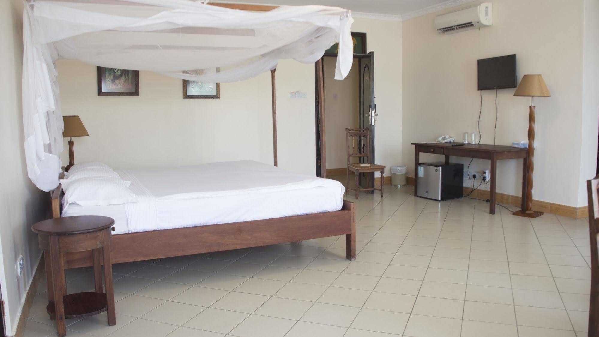 Millennium Sea Breeze Resort Bagamoyo Ngoại thất bức ảnh