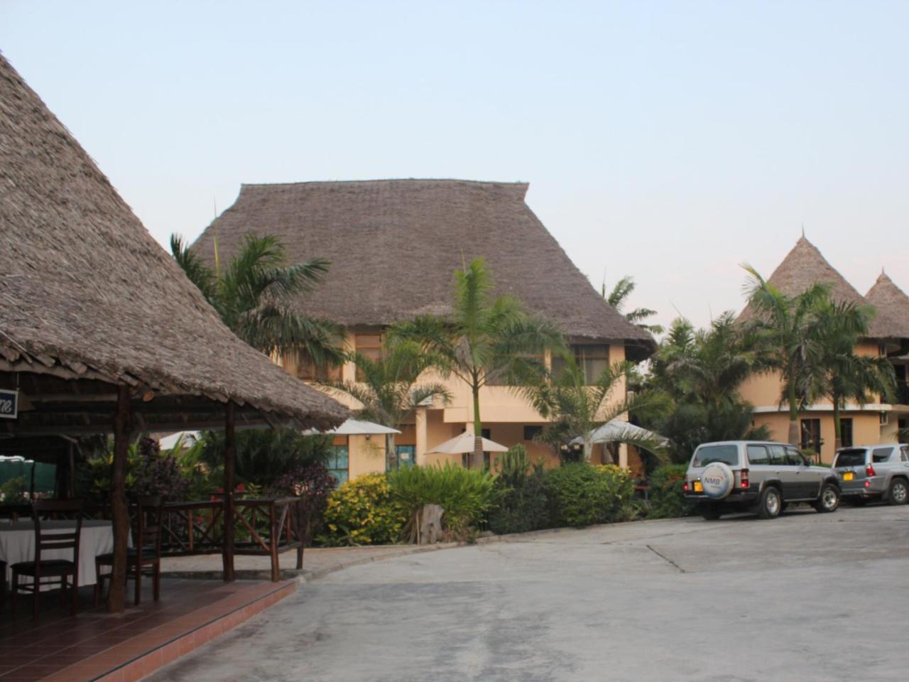 Millennium Sea Breeze Resort Bagamoyo Ngoại thất bức ảnh